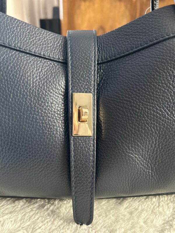 Torba elegance dark denim skorzana, made in italy, z paskiem, duza