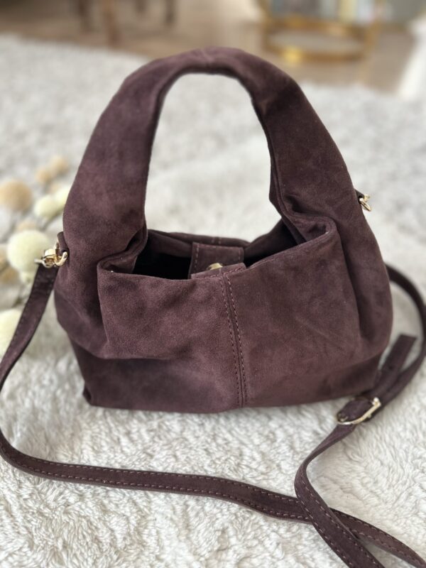 mała torba made in italy zamsz naturalny na pasku